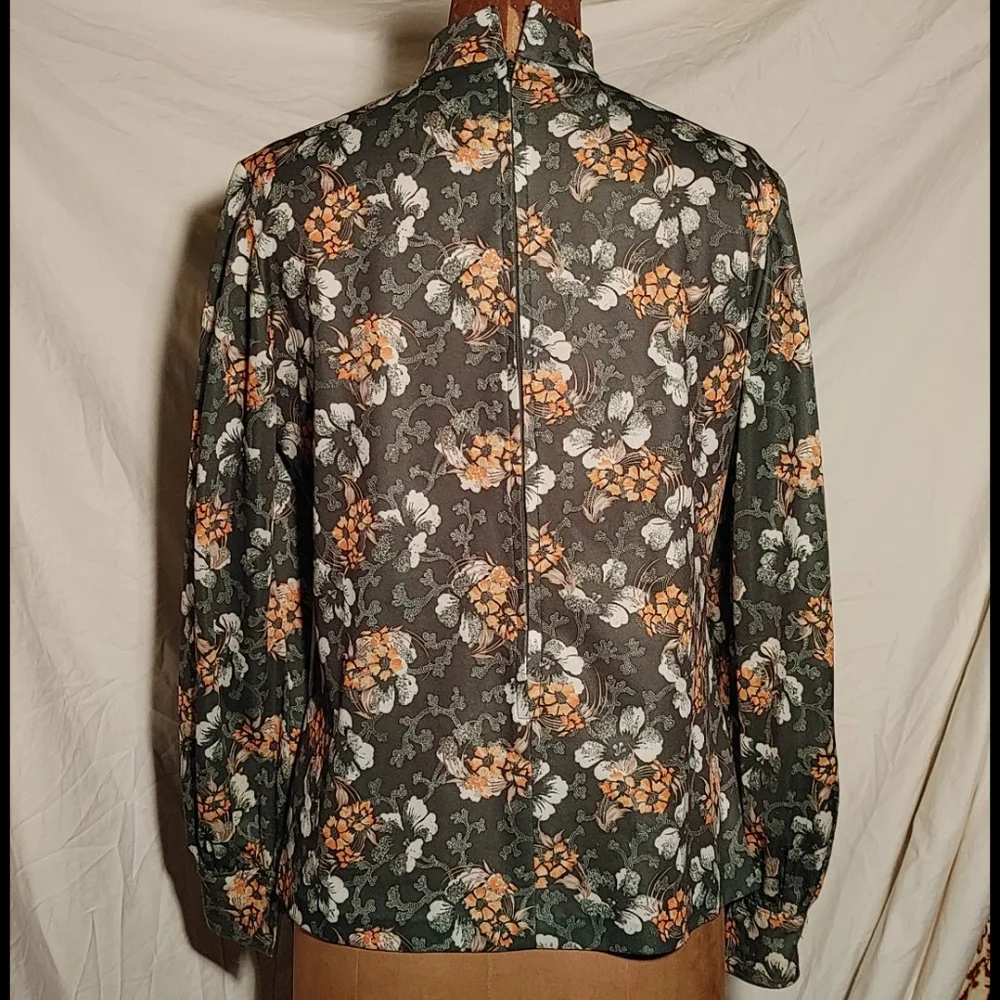 POS old homemade blouse - Picture 8 of 10